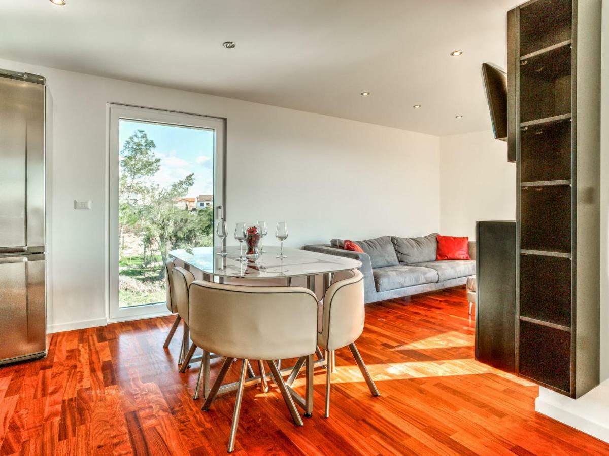 Apartment Karmen By Interhome Ловречица Экстерьер фото