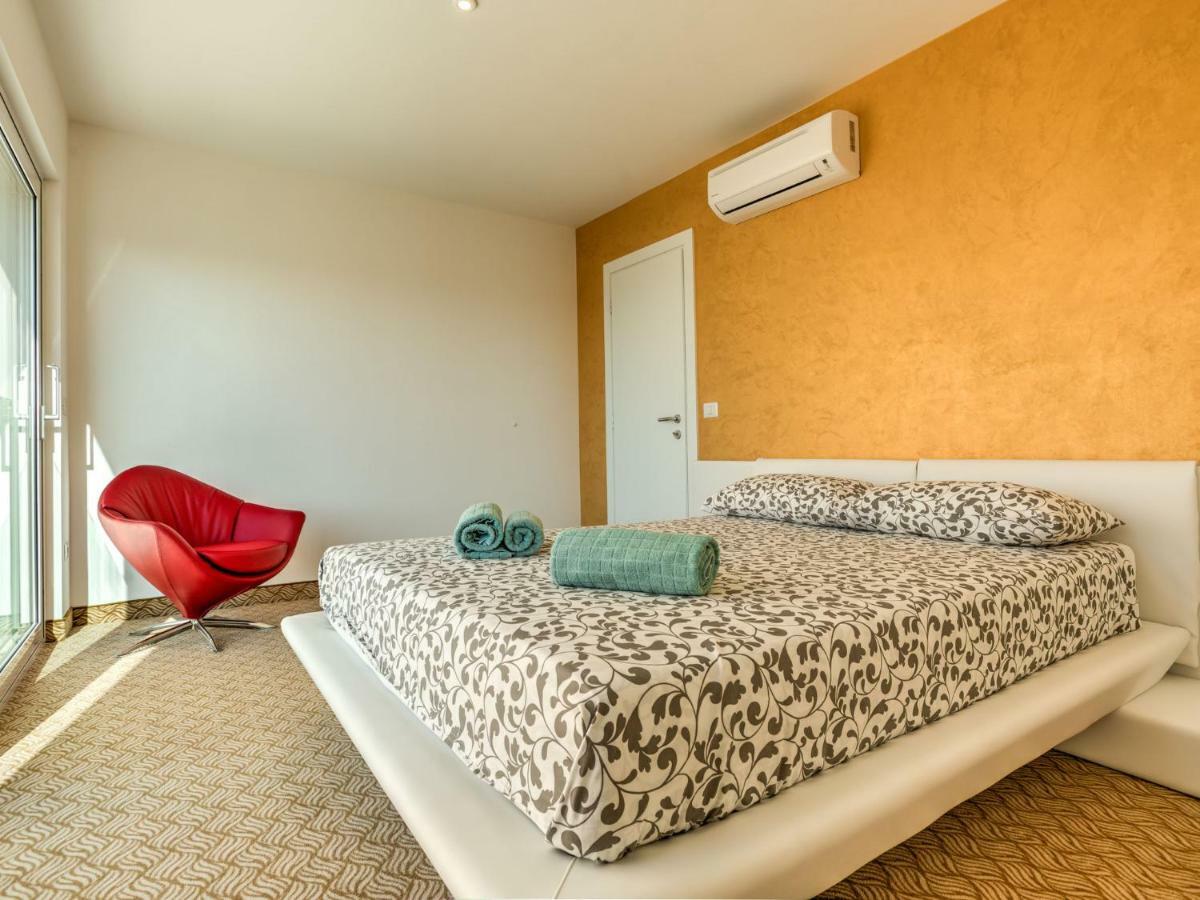 Apartment Karmen By Interhome Ловречица Экстерьер фото