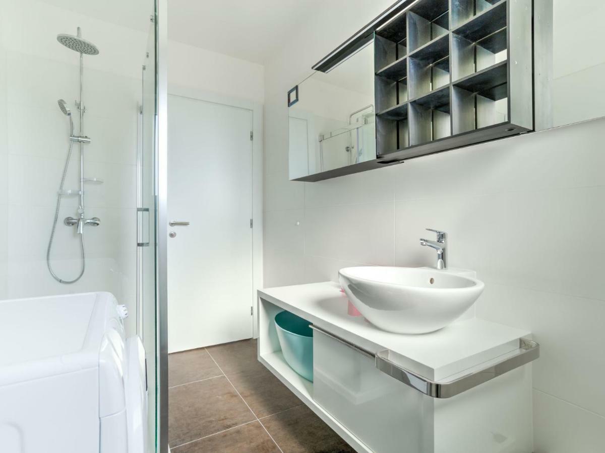 Apartment Karmen By Interhome Ловречица Экстерьер фото